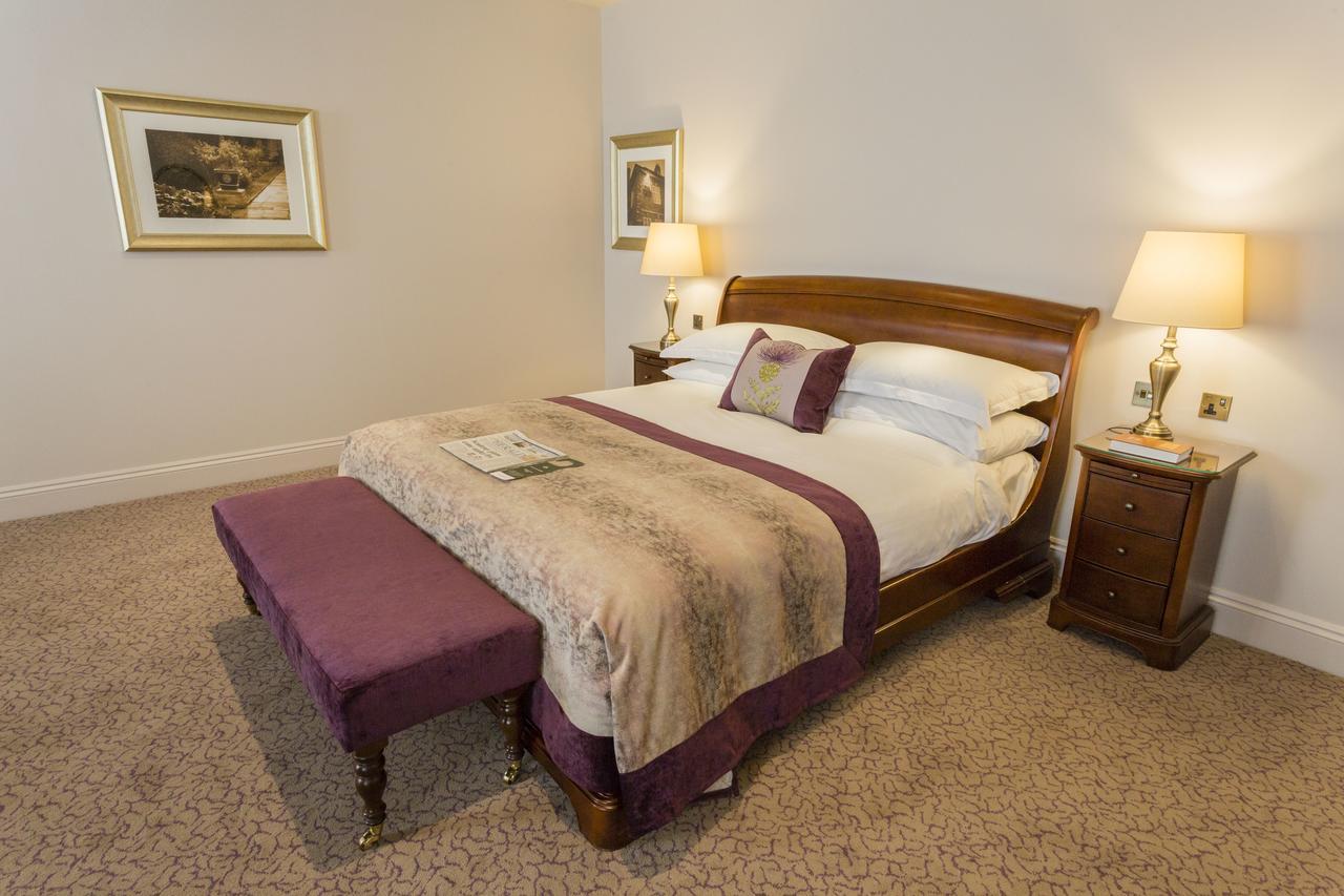 Swan's Nest 4*